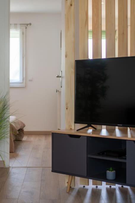 Fully Equipped Apartment With Parking 6 Beds Marseille Exterior photo